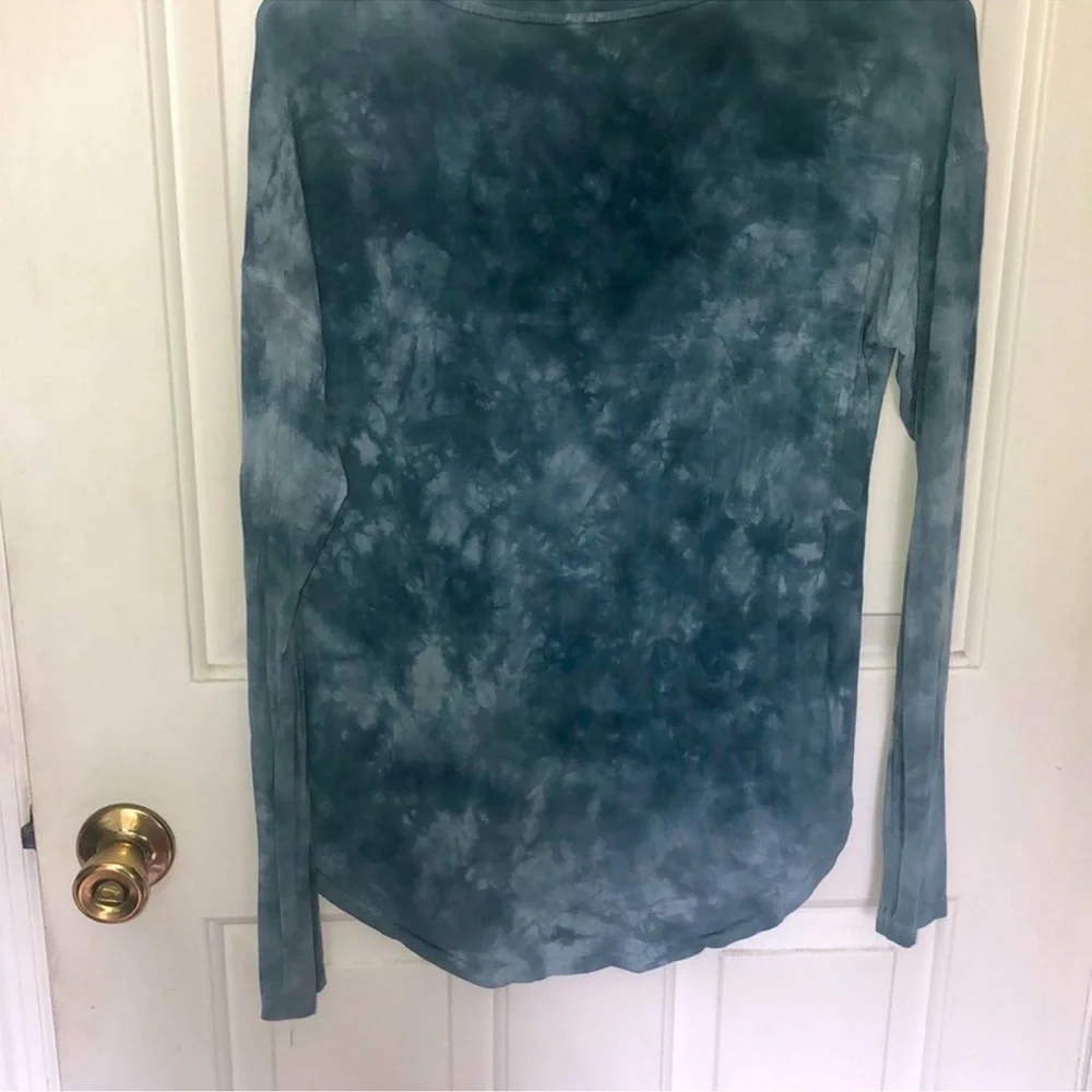 American Eagle Outfitters Green and Blue Long Sleeve Tunic - Picture 3 of 4